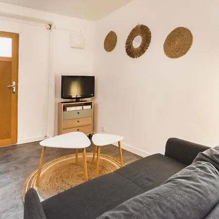 Studio Medieval Apartment *